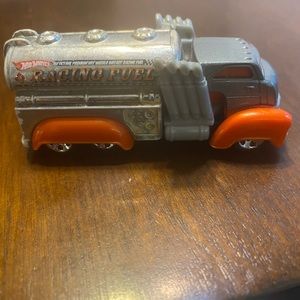 Hot Wheels Fast Gassin